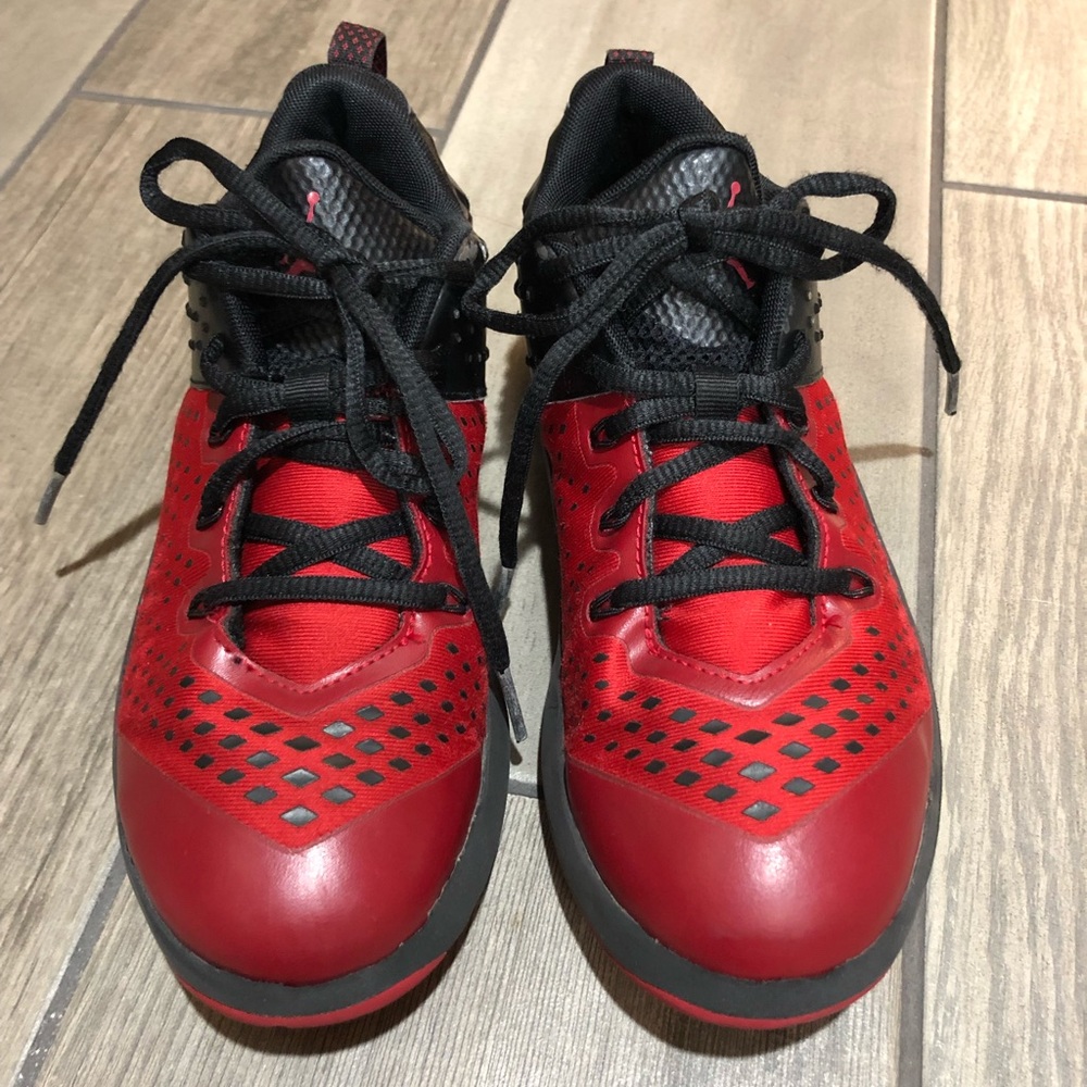 Air Jordan shoes- boys